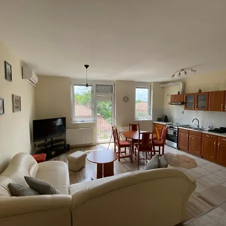 Gem Apartman * Szeged
