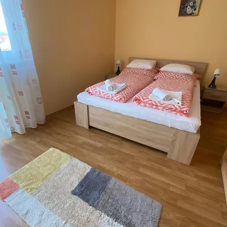 Apartment Gem Apartman *